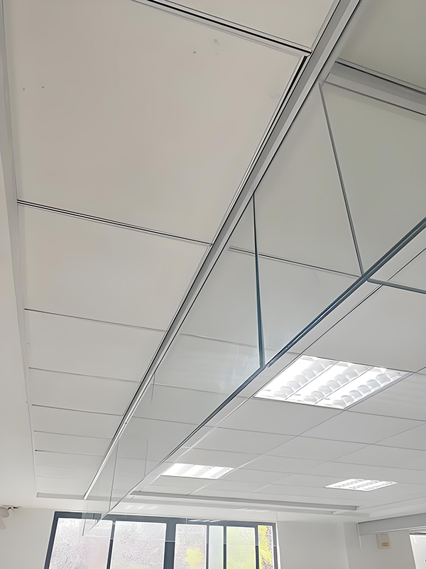 沙湾玻璃沙湾挡烟垂壁