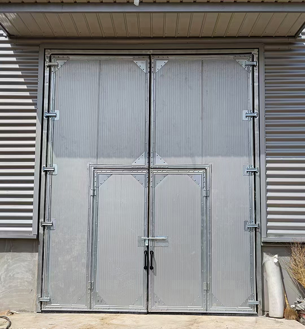 沙湾工业平开门