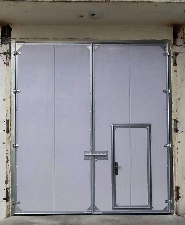 沙湾工业平开门