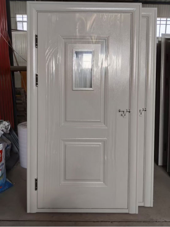 沙湾学校教室门