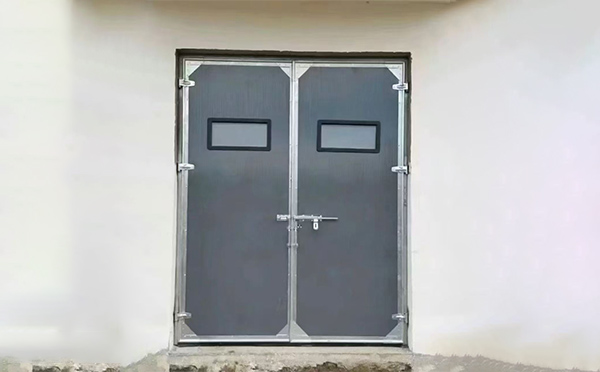 沙湾工业门在高温作业区域的运行表现