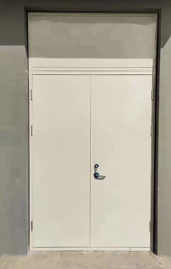 展览馆项目完成大跨度沙湾防火门安装 展览馆项目完成大跨度沙湾防火门安装